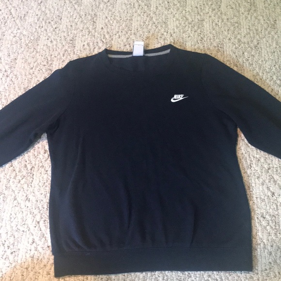 nike crew neck sweater women's